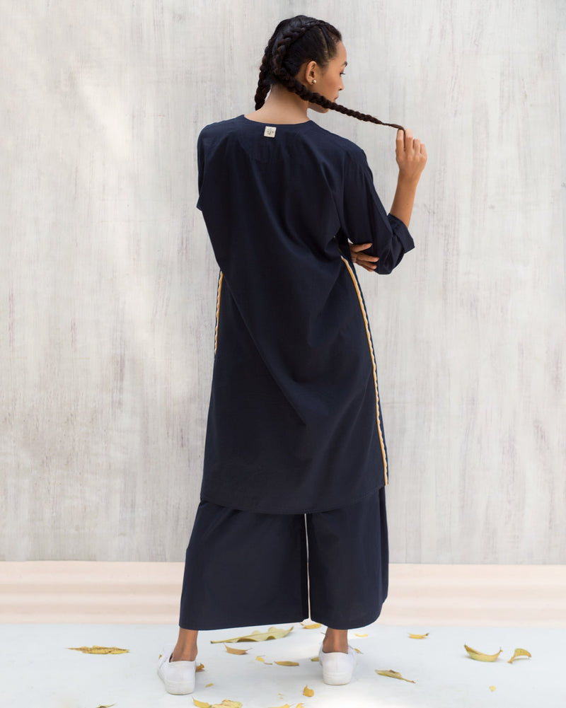 Caravan Top - Navy