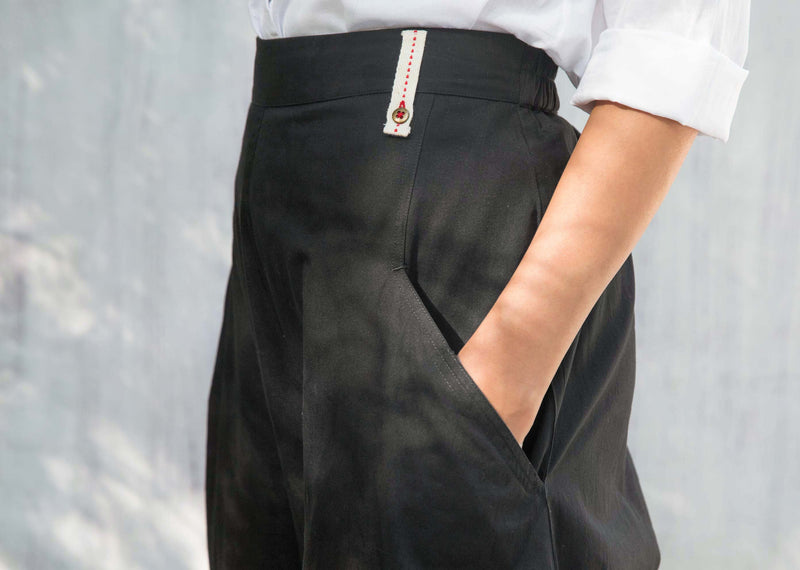 Boat Cropped Pants - Black