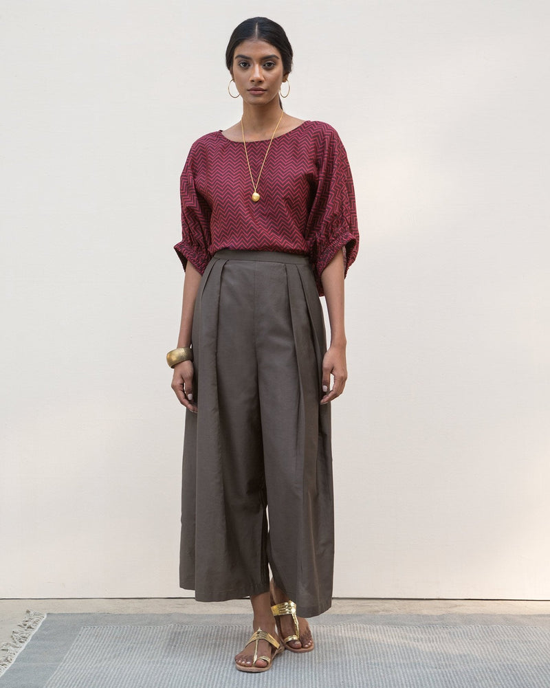 Pleated Flared Pants - Charcoal
