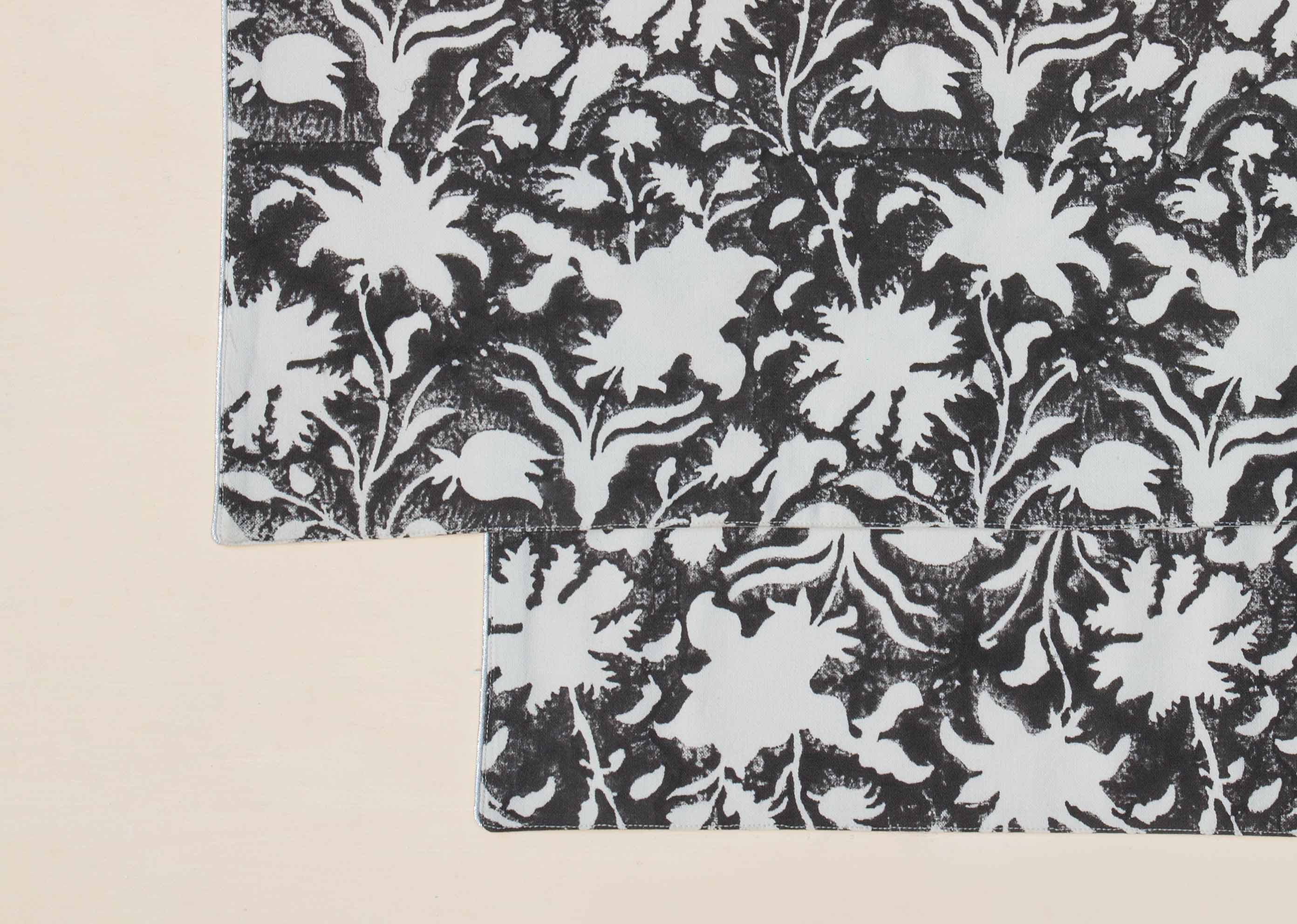Cardinal Placemat (Black) - Set of 2