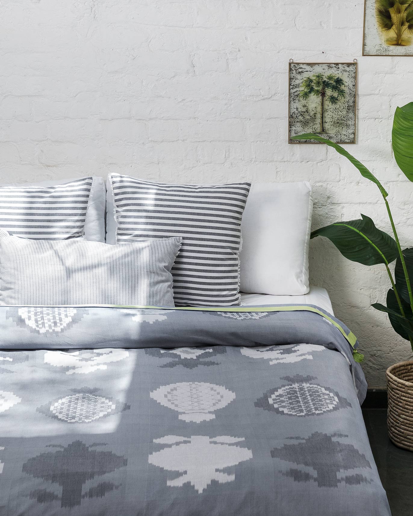 Anar Bedcover - Charcoal
