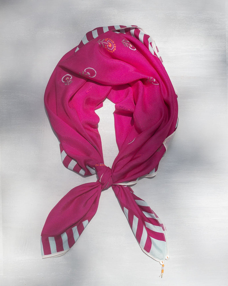 Gardenia Scarf
