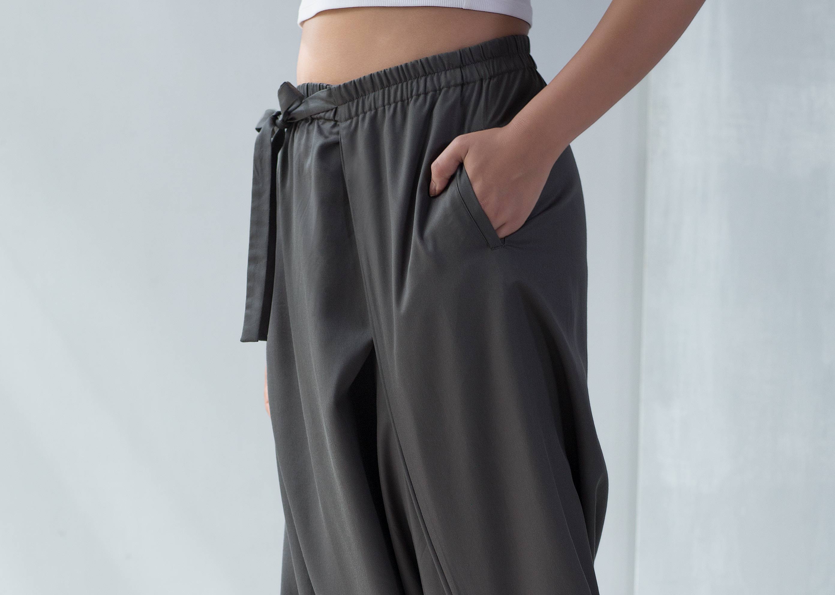 Moor Pants - Charcoal
