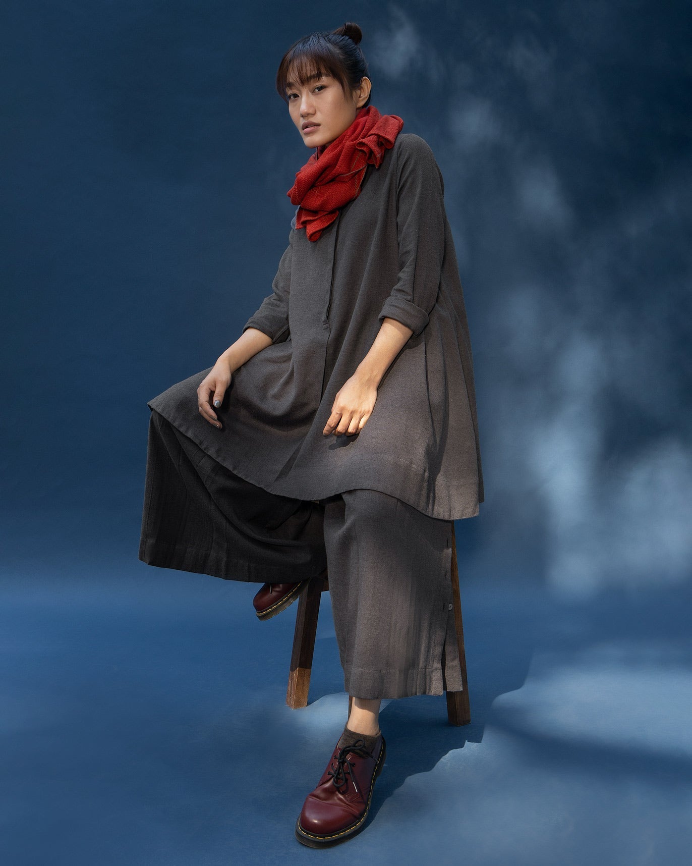 Back Gathered Top - Charcoal