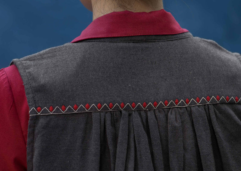 Back Gathered Overlay - Charcoal