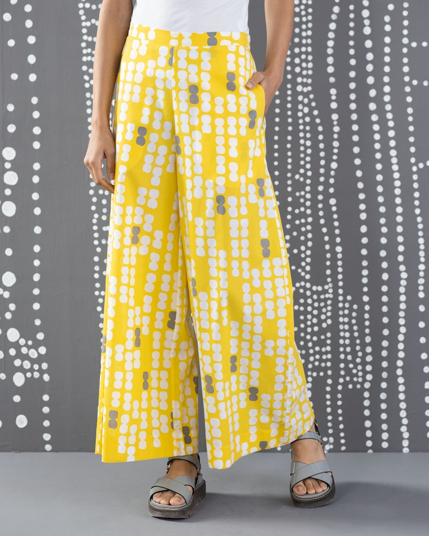 Basic Pyjamas - Yellow