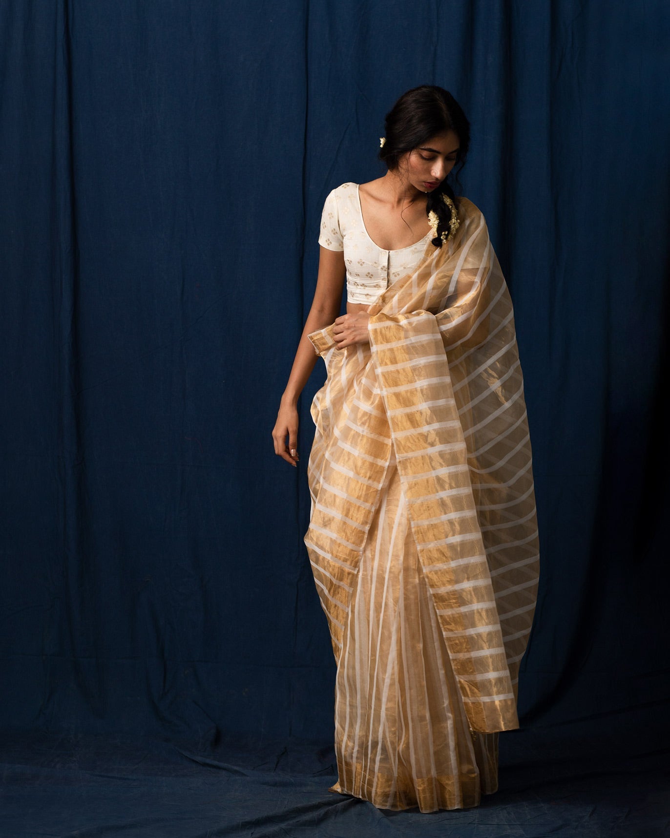 Afterglow Sari - Ivory & Gold