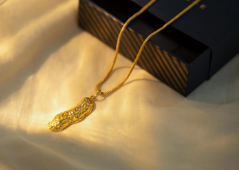 Peanut Charm