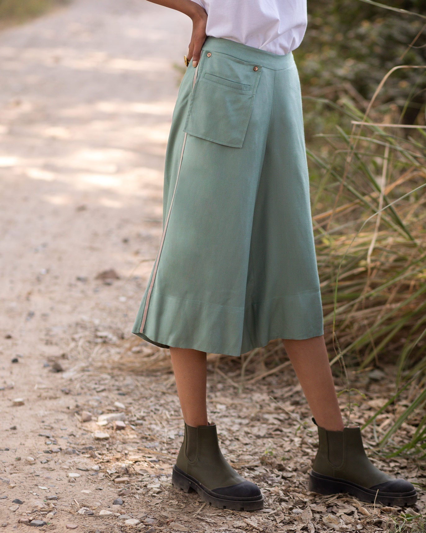 Kasumi Cropped Trousers - Olive