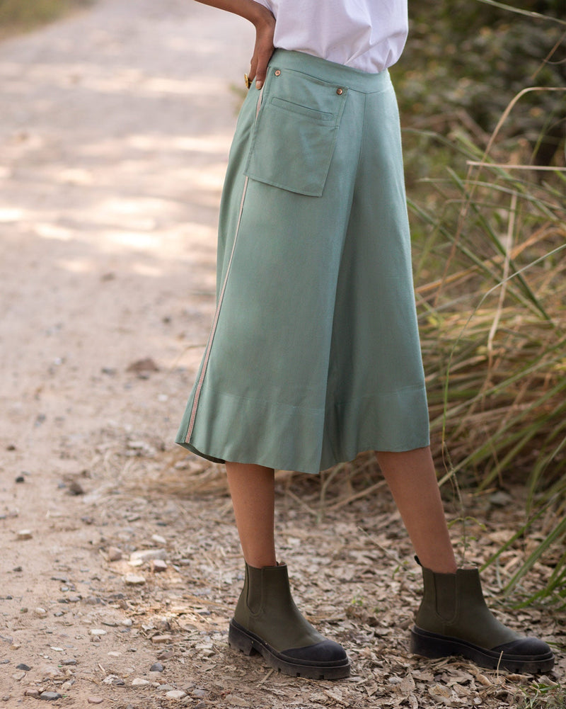Kasumi Cropped Trousers - Olive