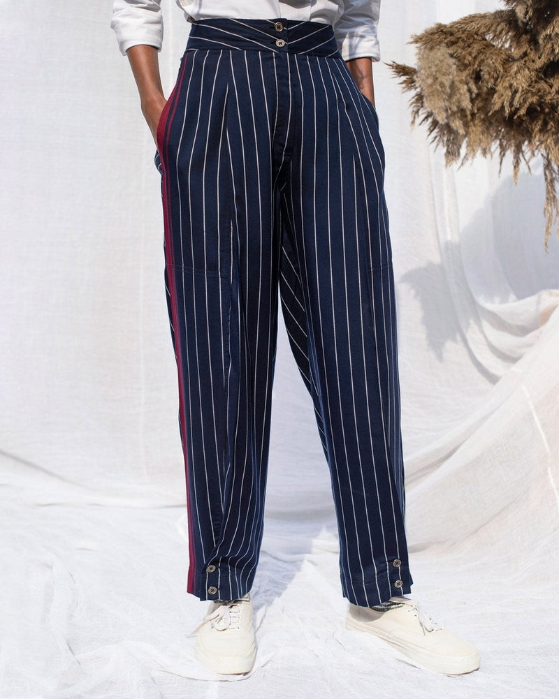 Pleated Narrow Trousers - Navy & White