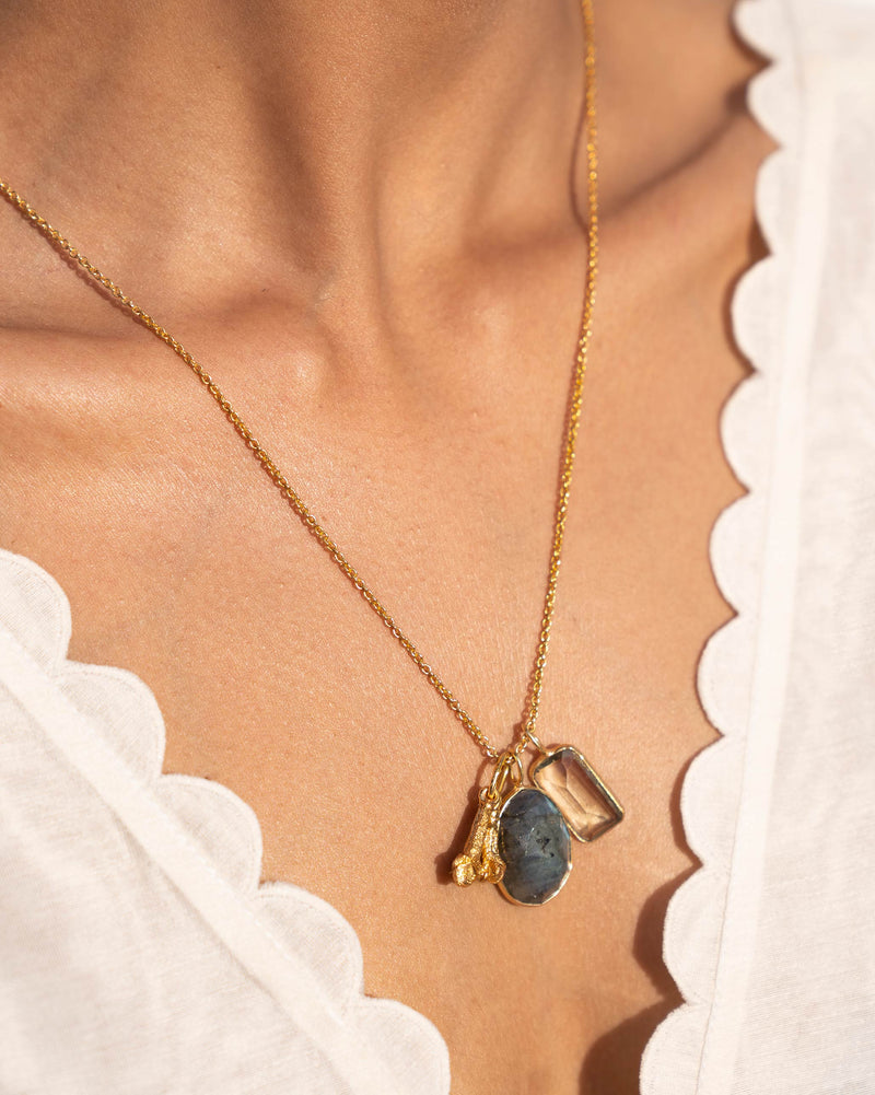Dark Clove Necklace